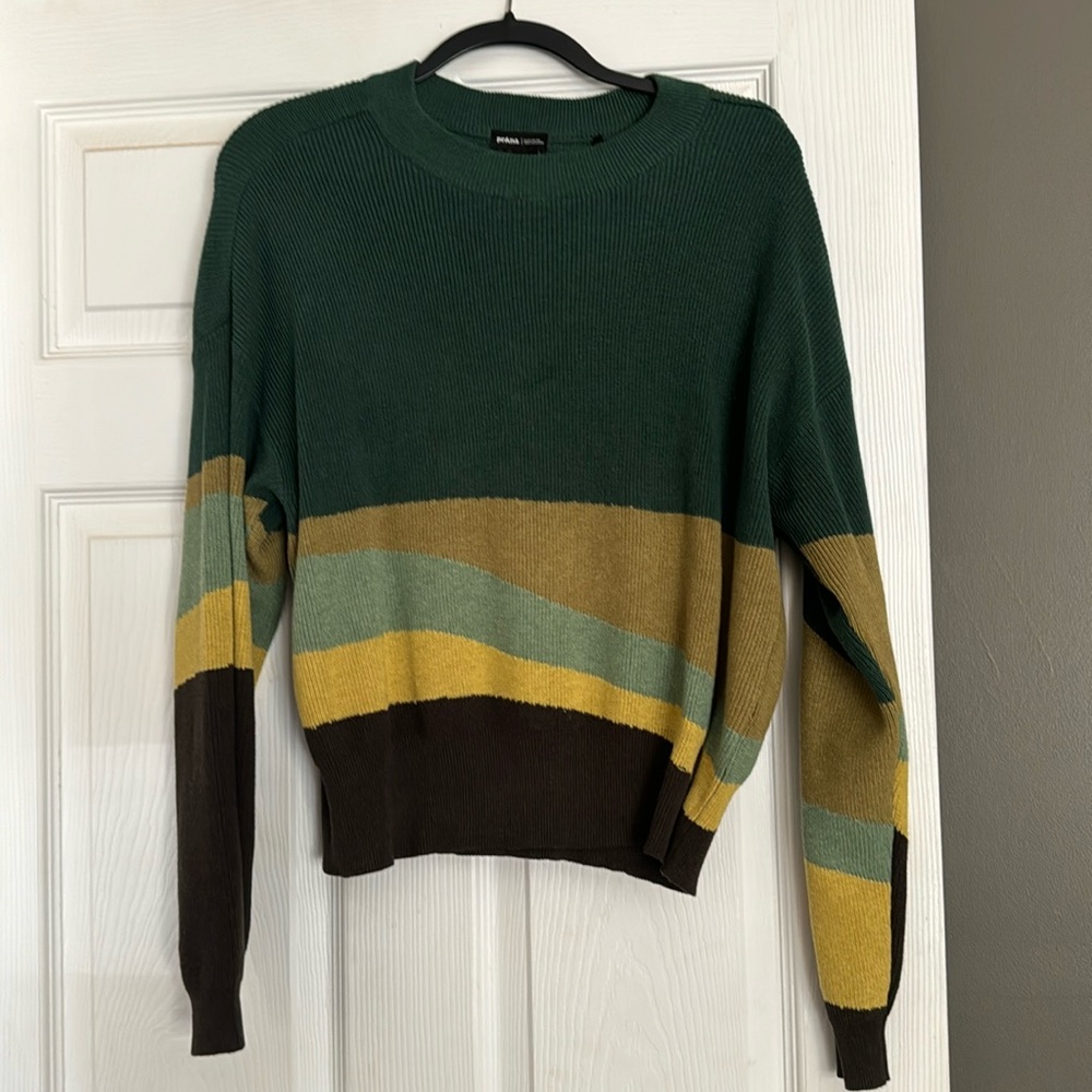 Prana Lightweight Green Sweater
